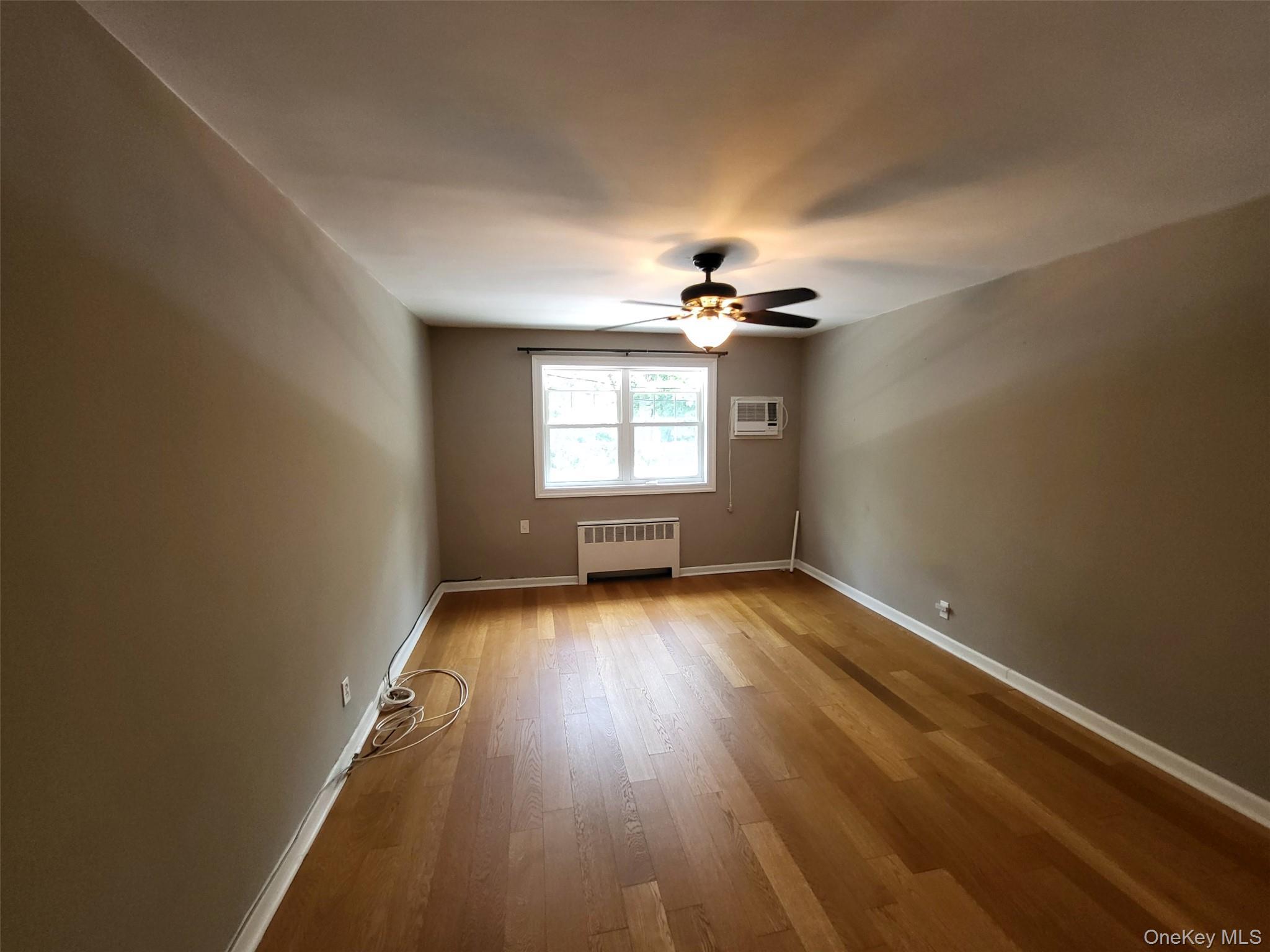 Coop Kingsbury Queens, NY 11364, MLS-944699-11