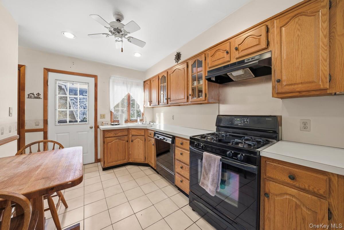 Single Family Homewood Westchester County, NY 10701, MLS-944727-7