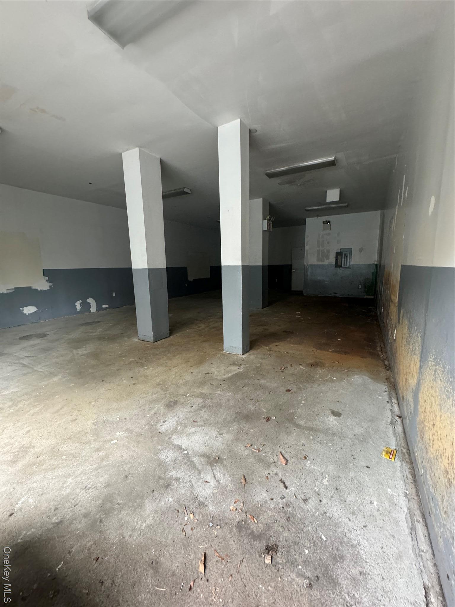 Commercial Lease College  Bronx, NY 10456, MLS-944728-6