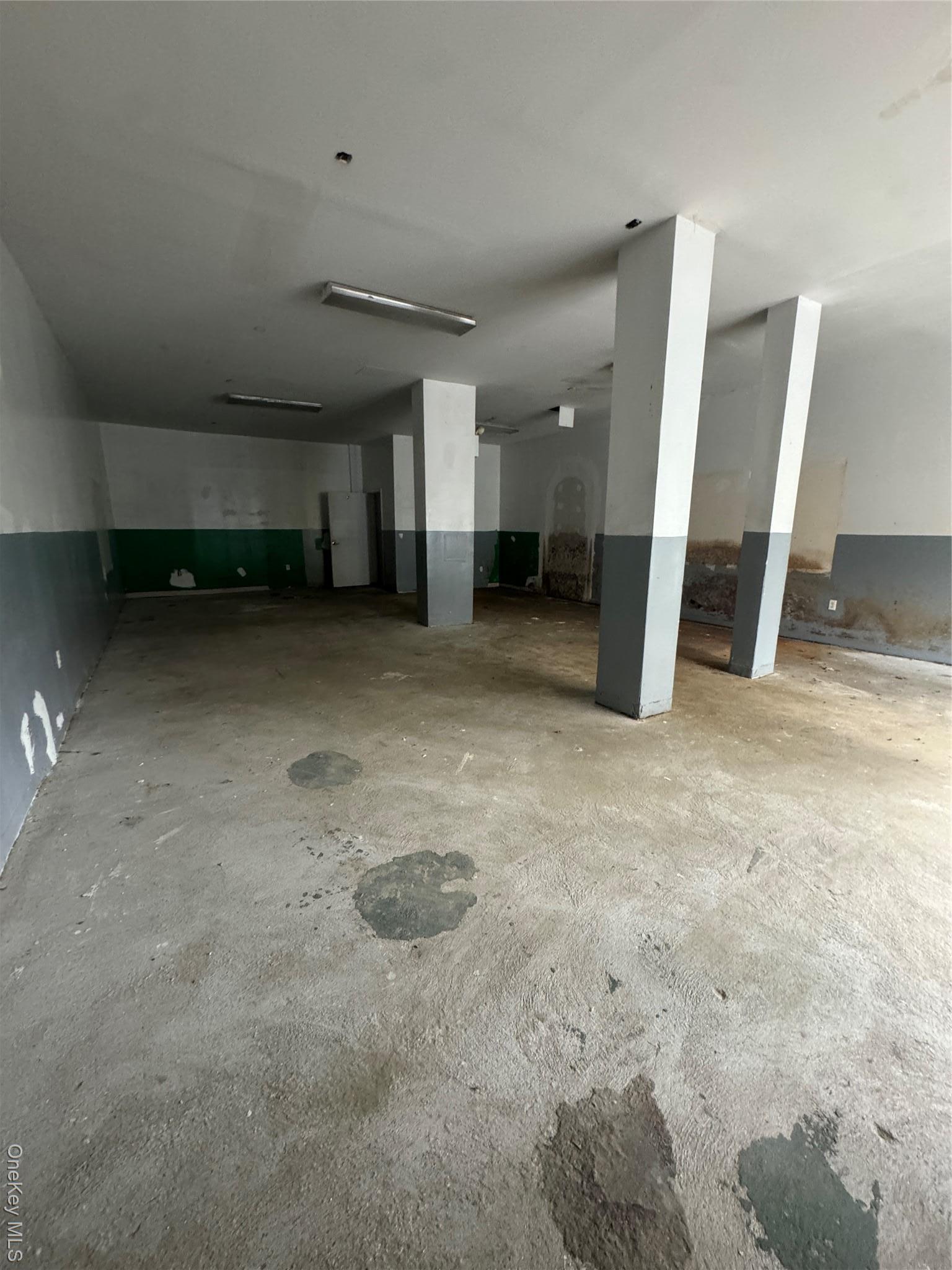 Commercial Lease College  Bronx, NY 10456, MLS-944728-9