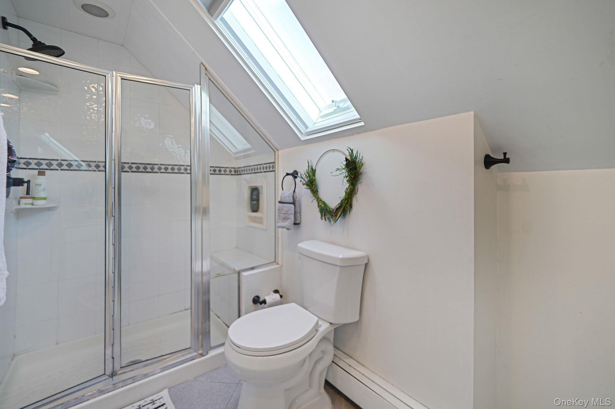 Single Family Pickwick Suffolk County, NY 11790, MLS-944742-26