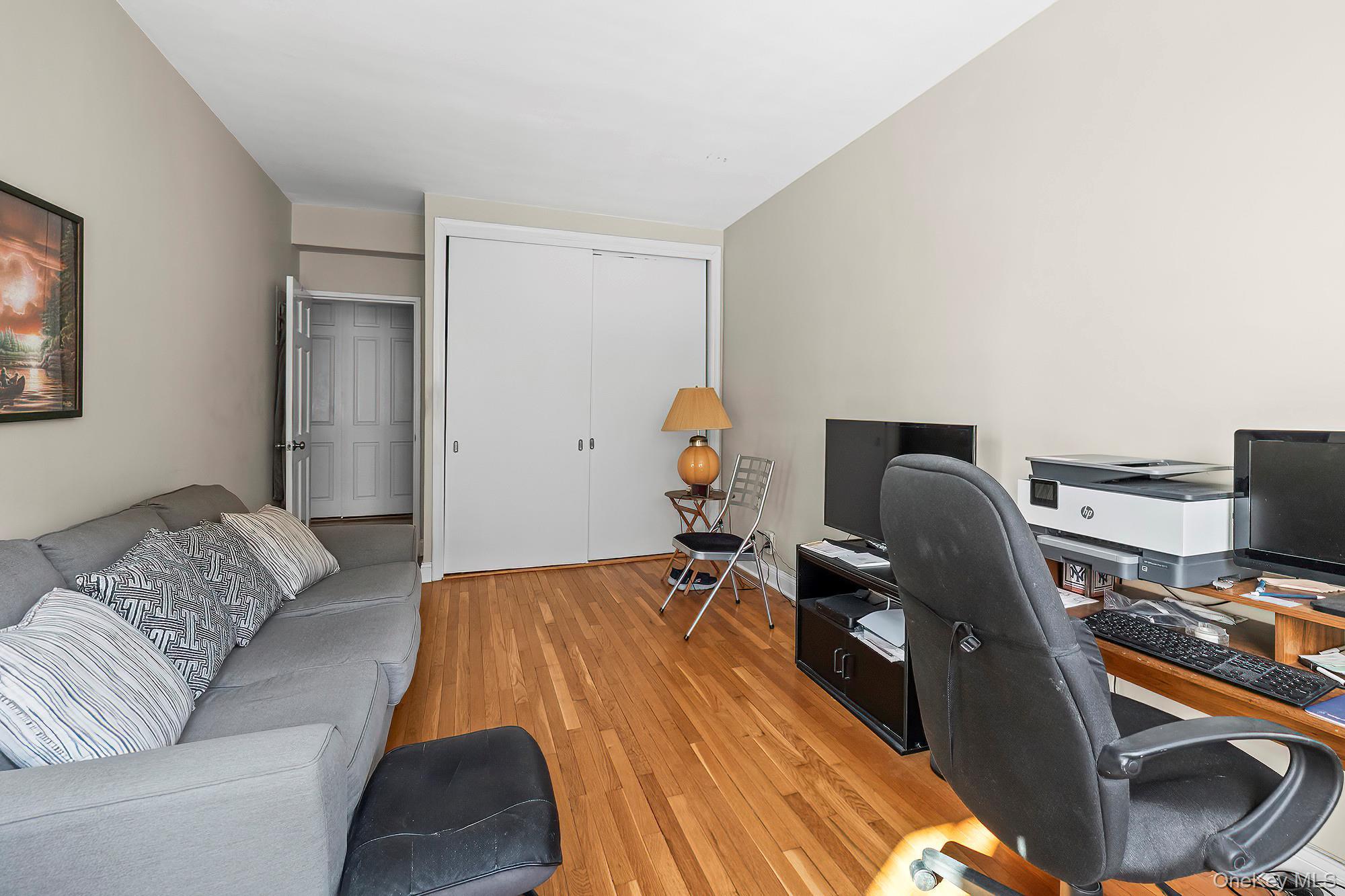 Coop Old Post Westchester County, NY 10543, MLS-944759-17