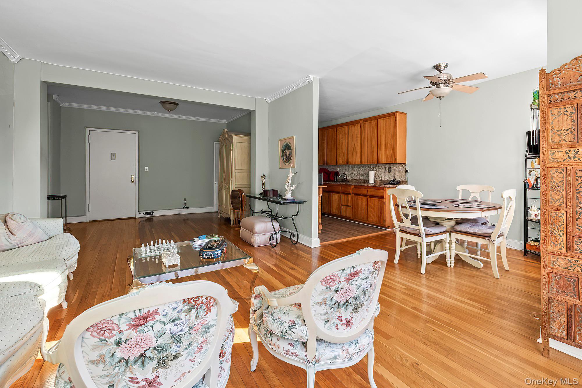 Coop Old Post Westchester County, NY 10543, MLS-944759-5