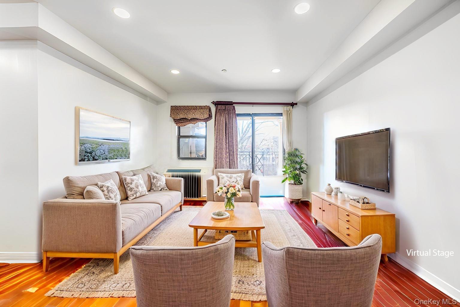 Condo 162nd  Queens, NY 11365, MLS-944763-3