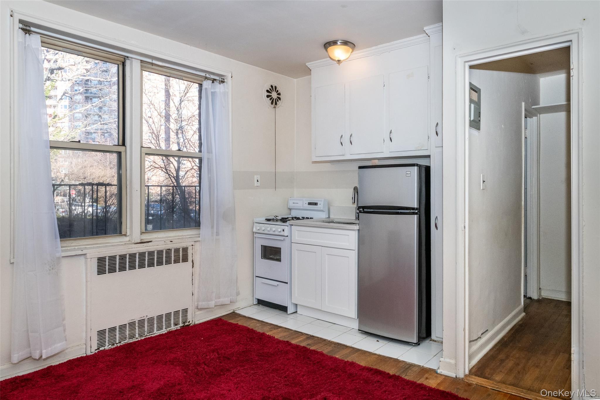 Coop Netherland  Bronx, NY 10471, MLS-944802-5