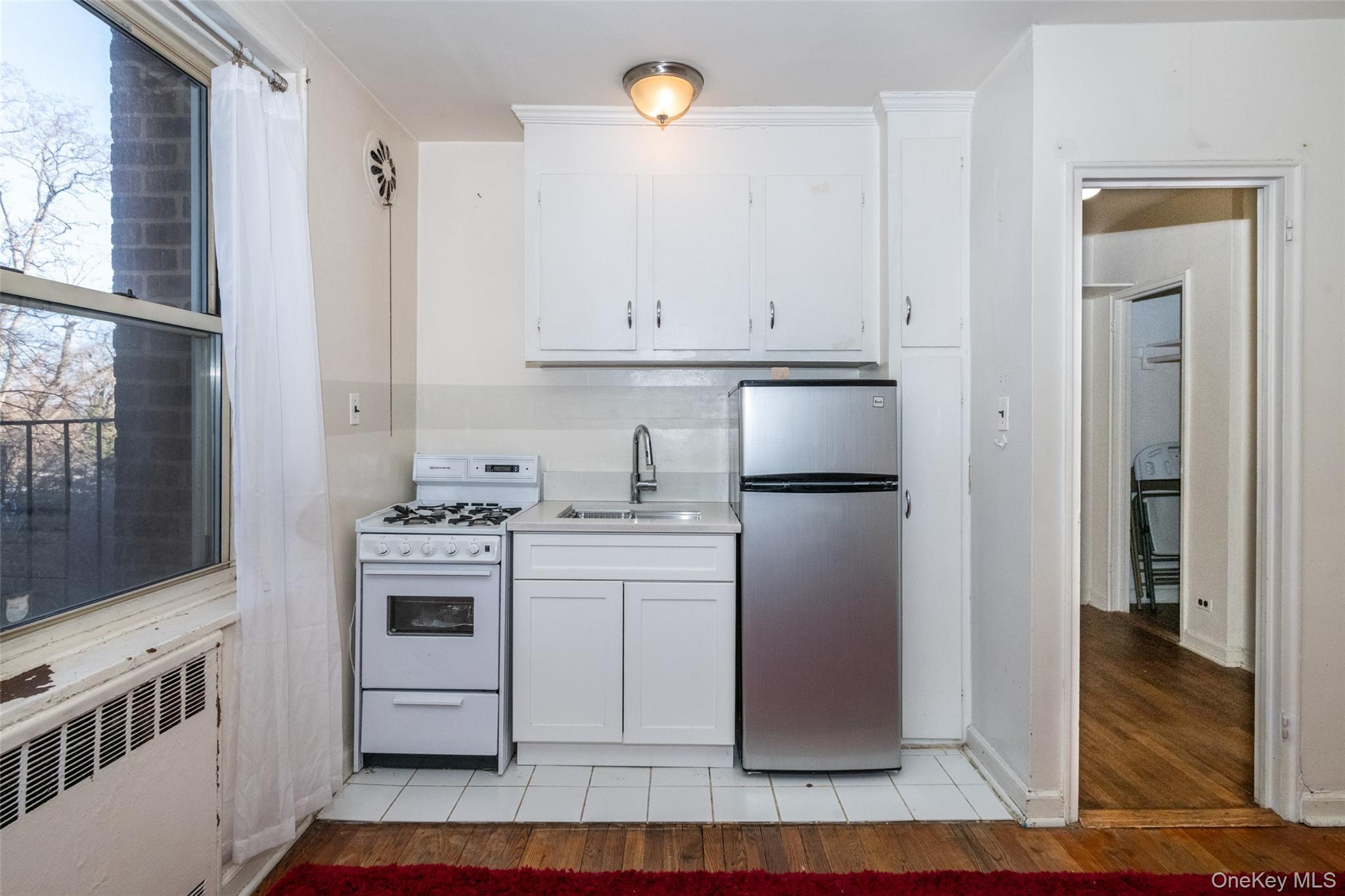 Coop Netherland  Bronx, NY 10471, MLS-944802-6