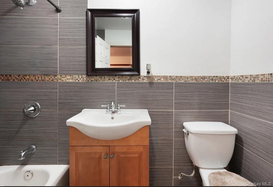 Single Family Bainbridge  Brooklyn, NY 11233, MLS-944812-4