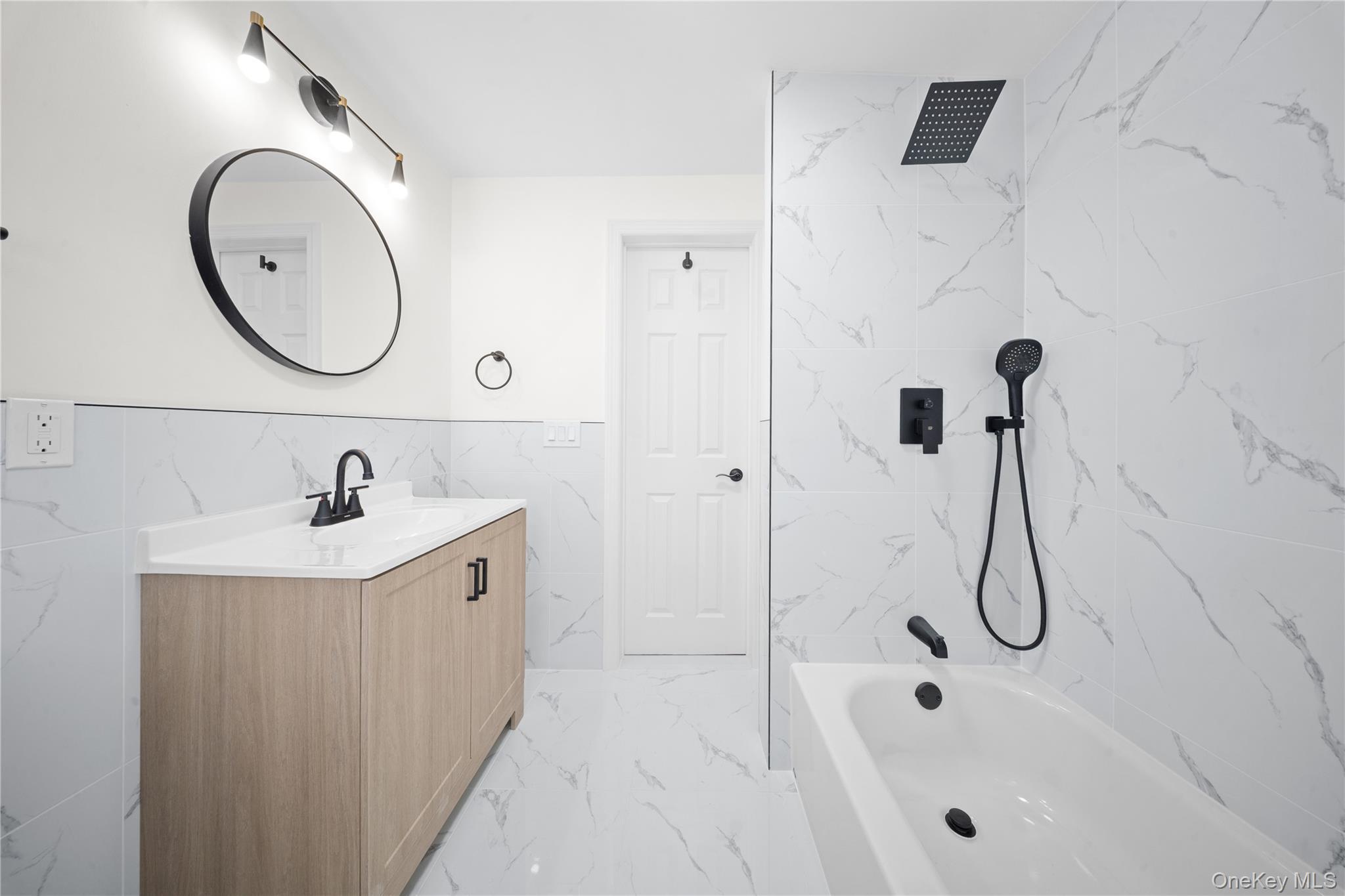 Single Family Pinedale  Suffolk County, NY 11738, MLS-944829-14