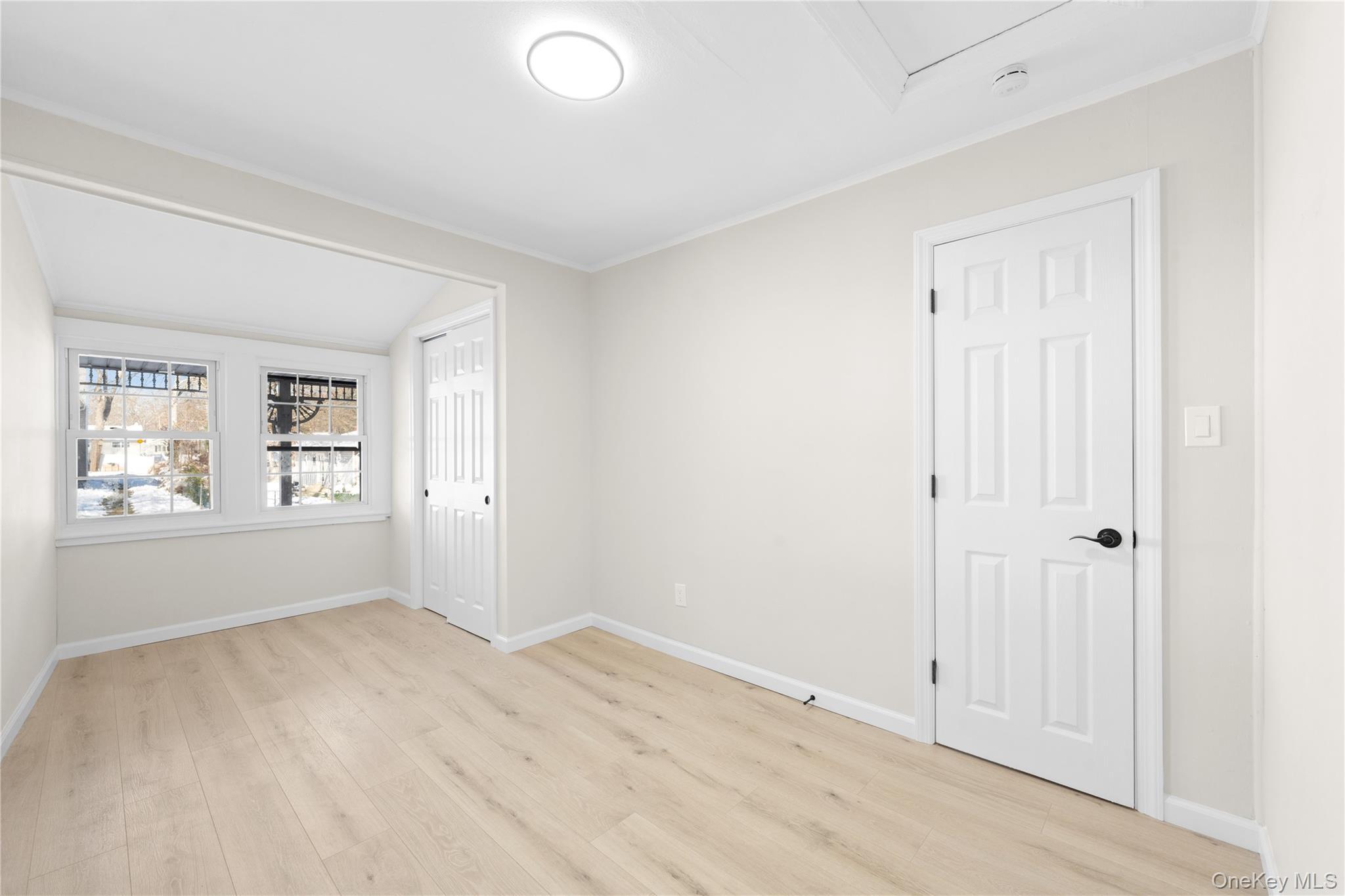 Single Family Pinedale  Suffolk County, NY 11738, MLS-944829-20