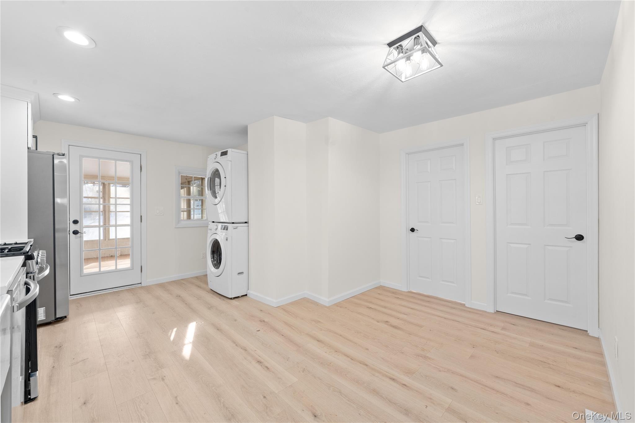 Single Family Pinedale  Suffolk County, NY 11738, MLS-944829-23