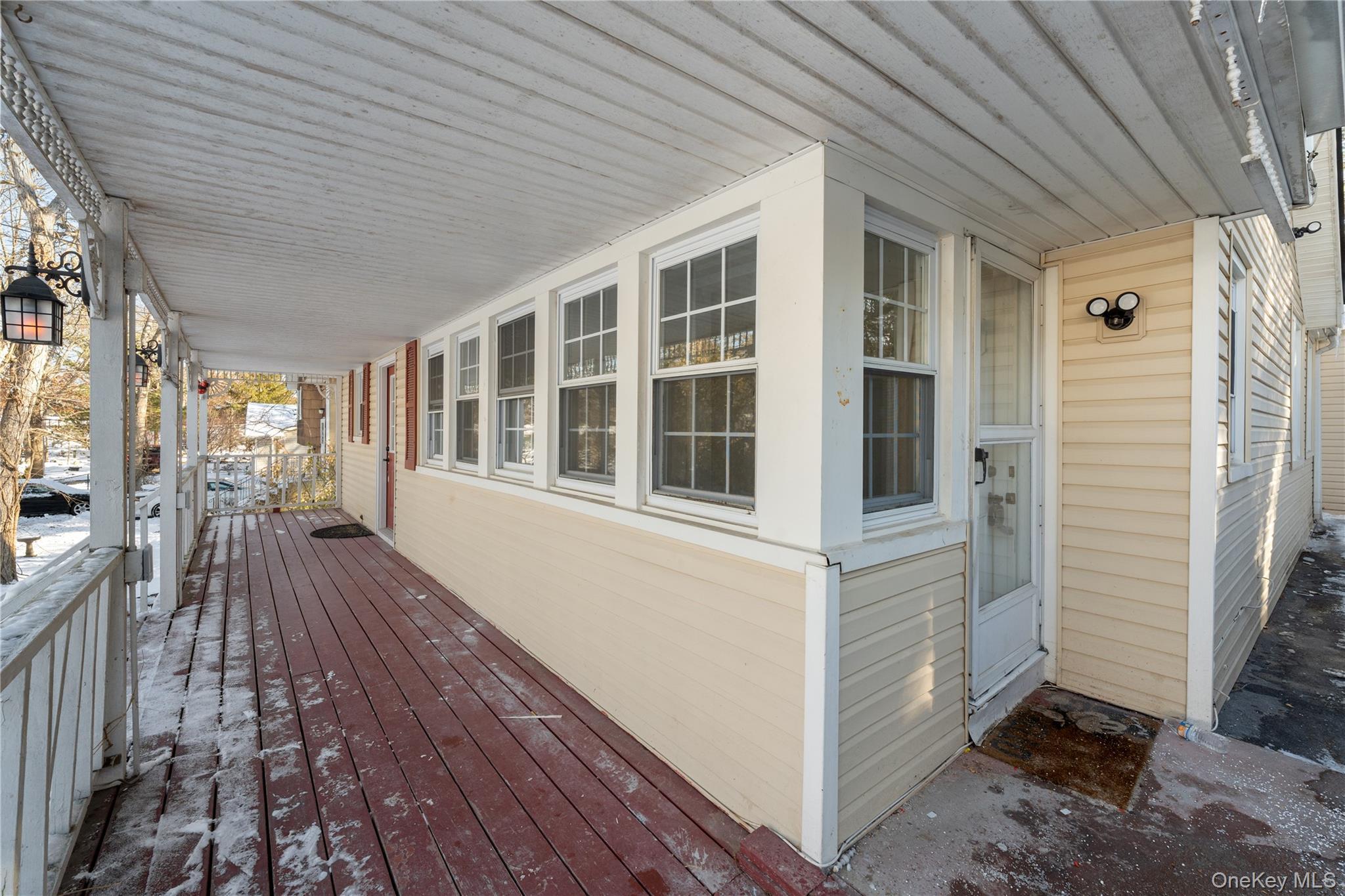 Single Family Pinedale  Suffolk County, NY 11738, MLS-944829-25