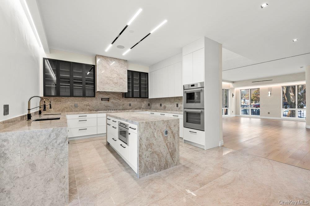 Single Family Kildare  Queens, NY 11432, MLS-944840-10