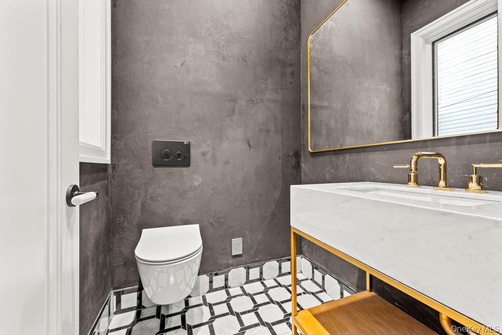 Single Family Kildare  Queens, NY 11432, MLS-944840-14