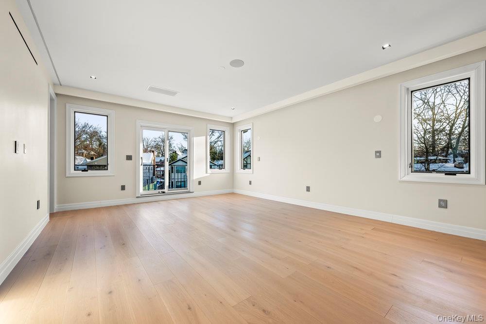 Single Family Kildare  Queens, NY 11432, MLS-944840-20