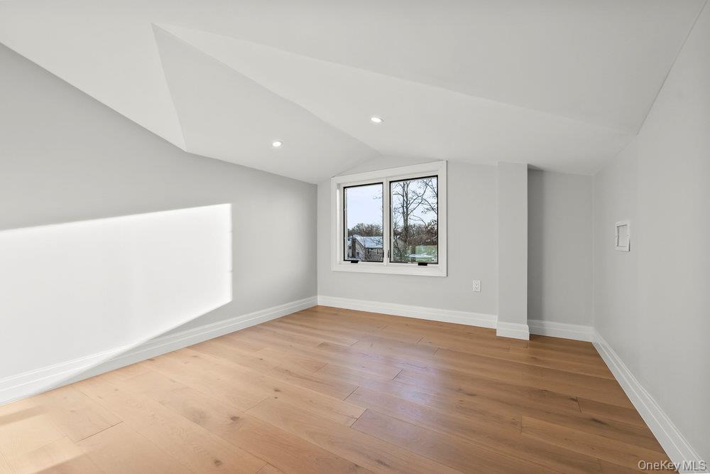 Single Family Kildare  Queens, NY 11432, MLS-944840-27