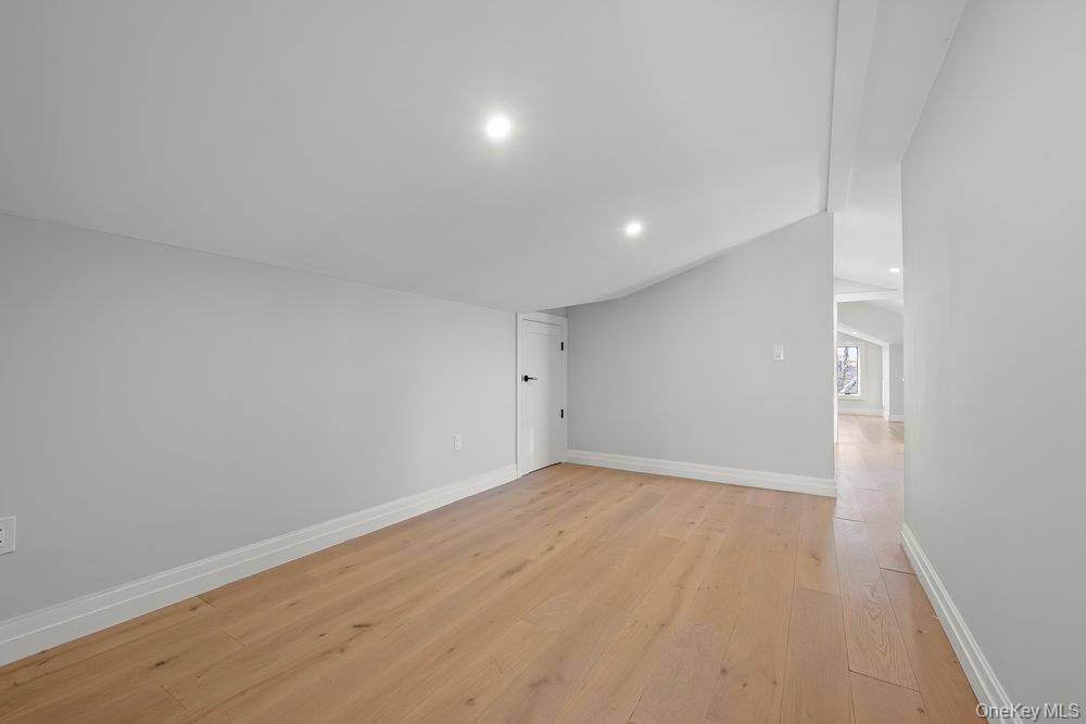 Single Family Kildare  Queens, NY 11432, MLS-944840-31