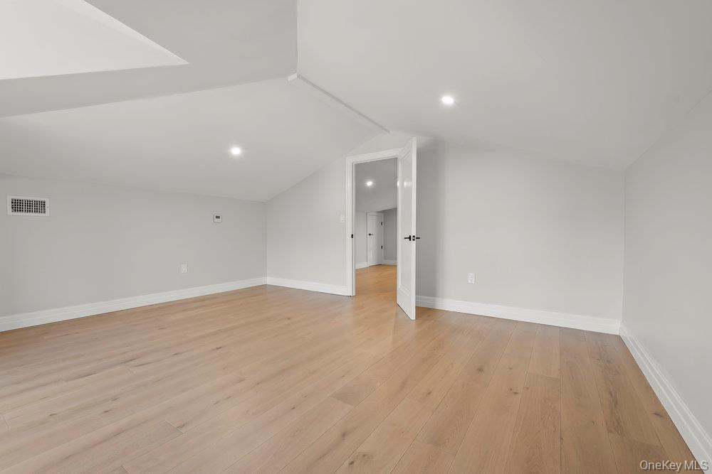 Single Family Kildare  Queens, NY 11432, MLS-944840-36