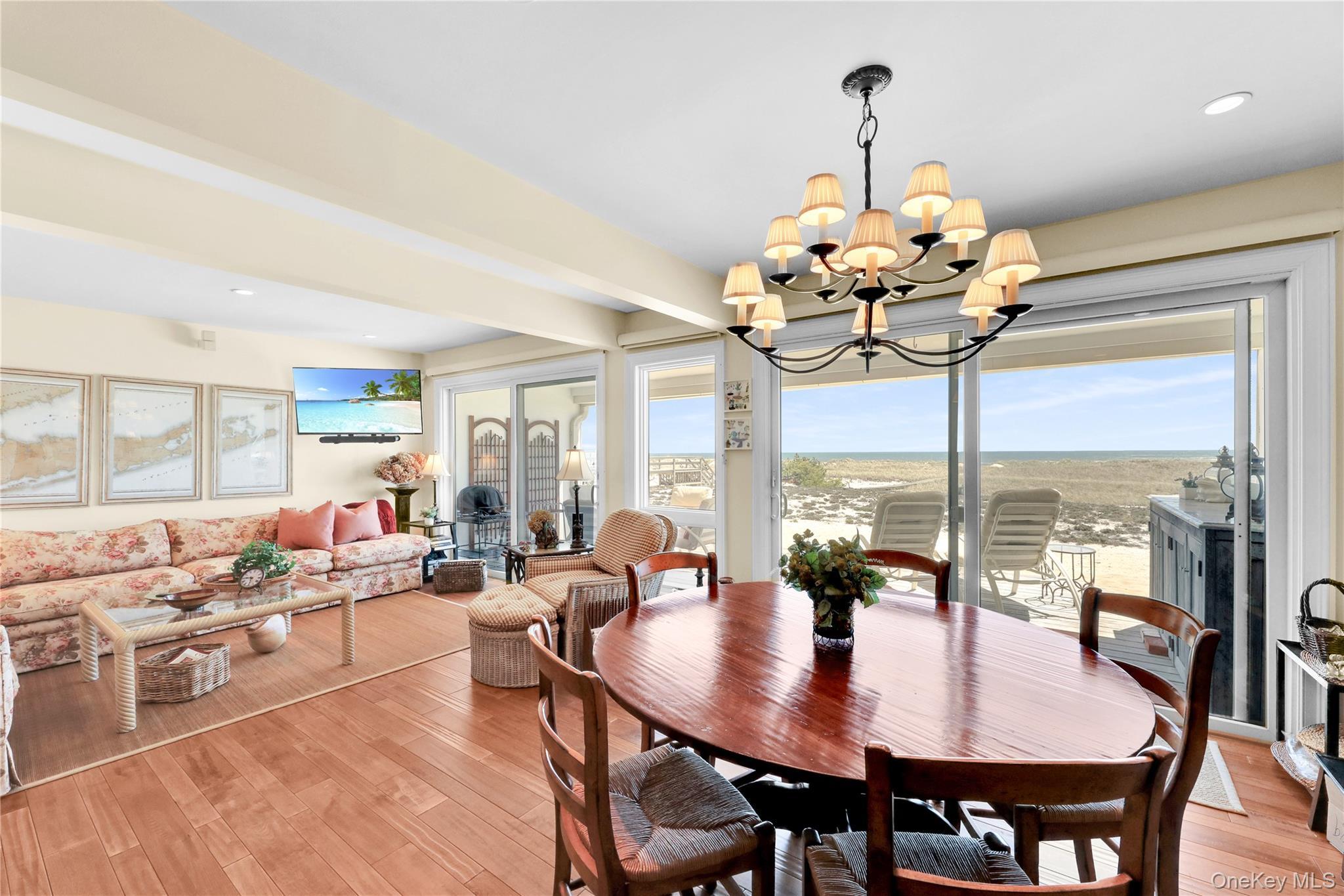 Condo Dune  Suffolk County, NY 11978, MLS-944898-18