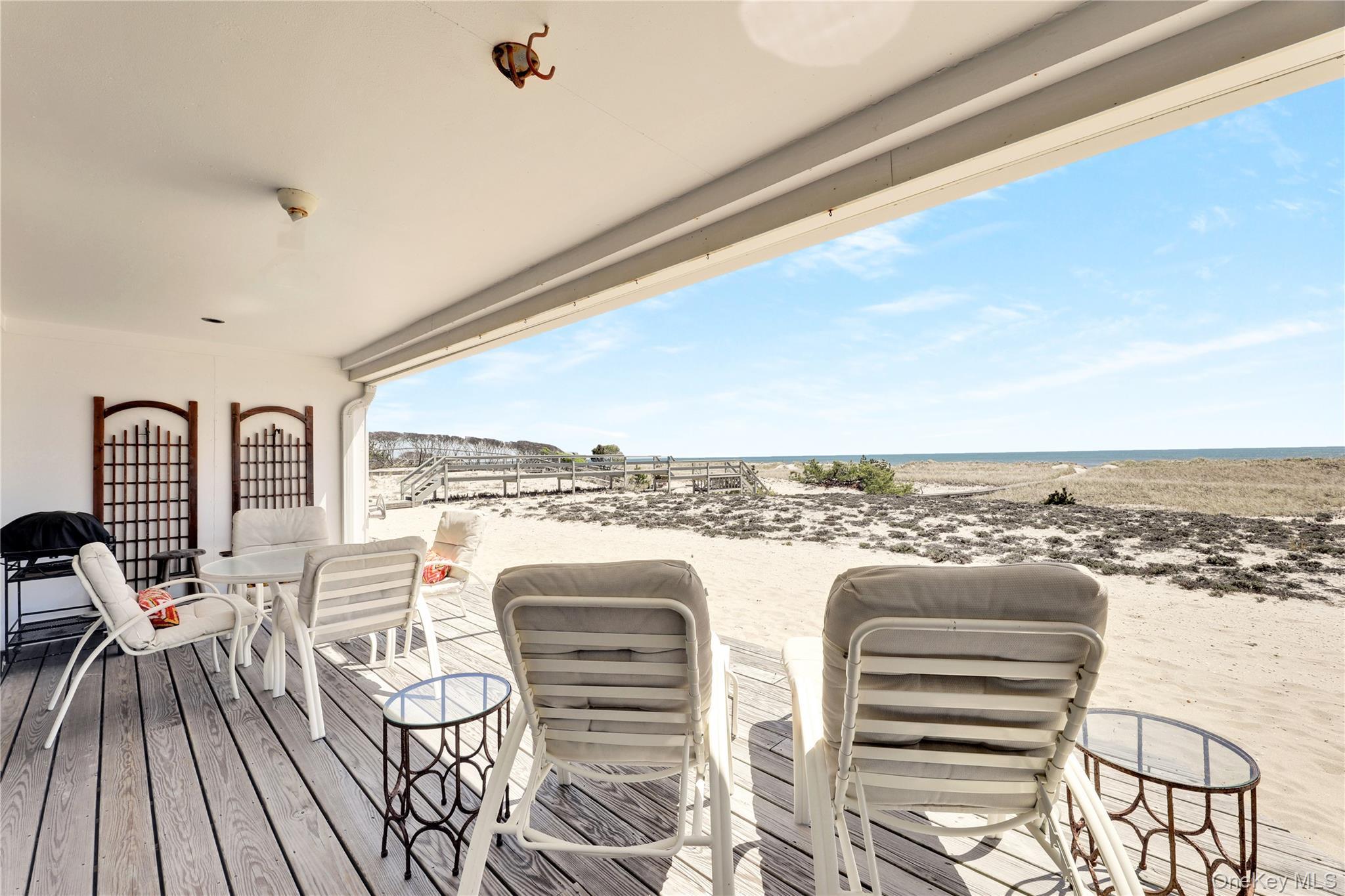 Condo Dune  Suffolk County, NY 11978, MLS-944898-30