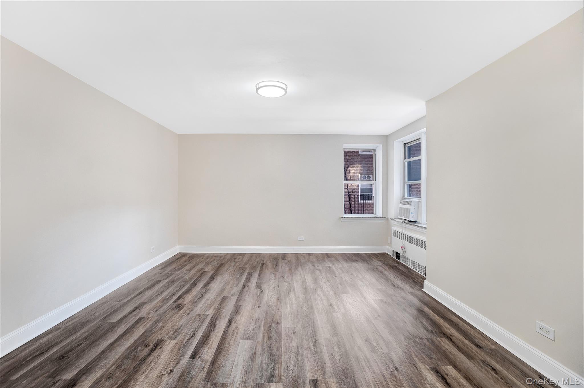 Apartment 64th  Queens, NY 11375, MLS-944919-10