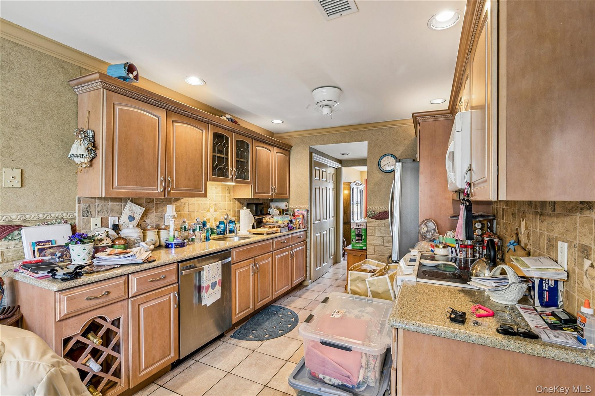 Condo Hidden Ponds Suffolk County, NY 11787, MLS-944928-12