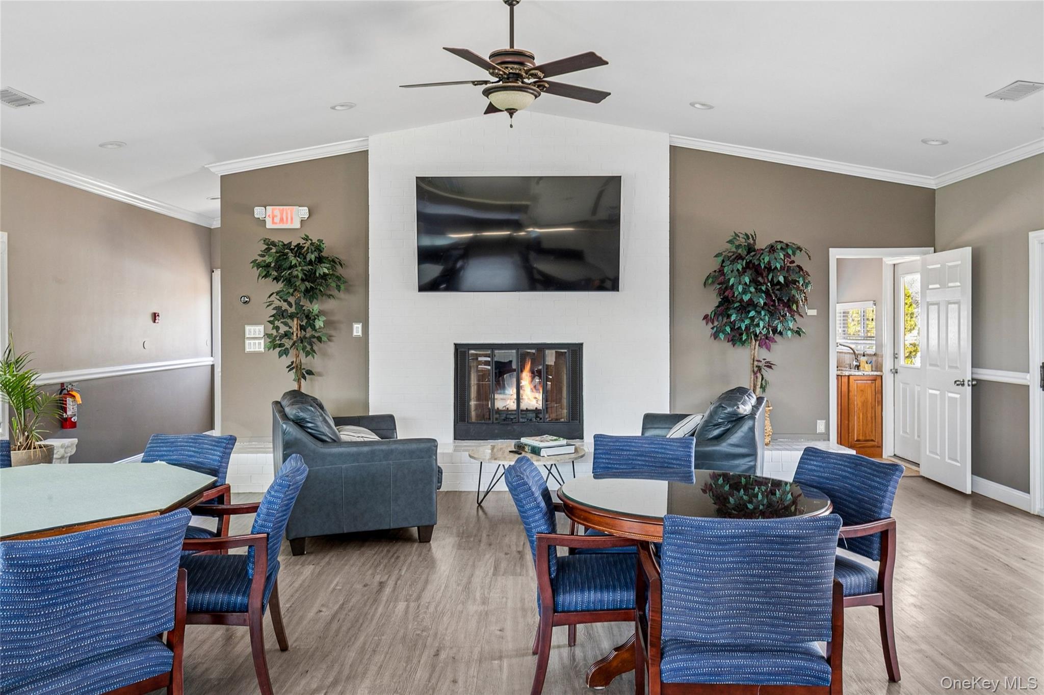 Condo Hidden Ponds Suffolk County, NY 11787, MLS-944928-22