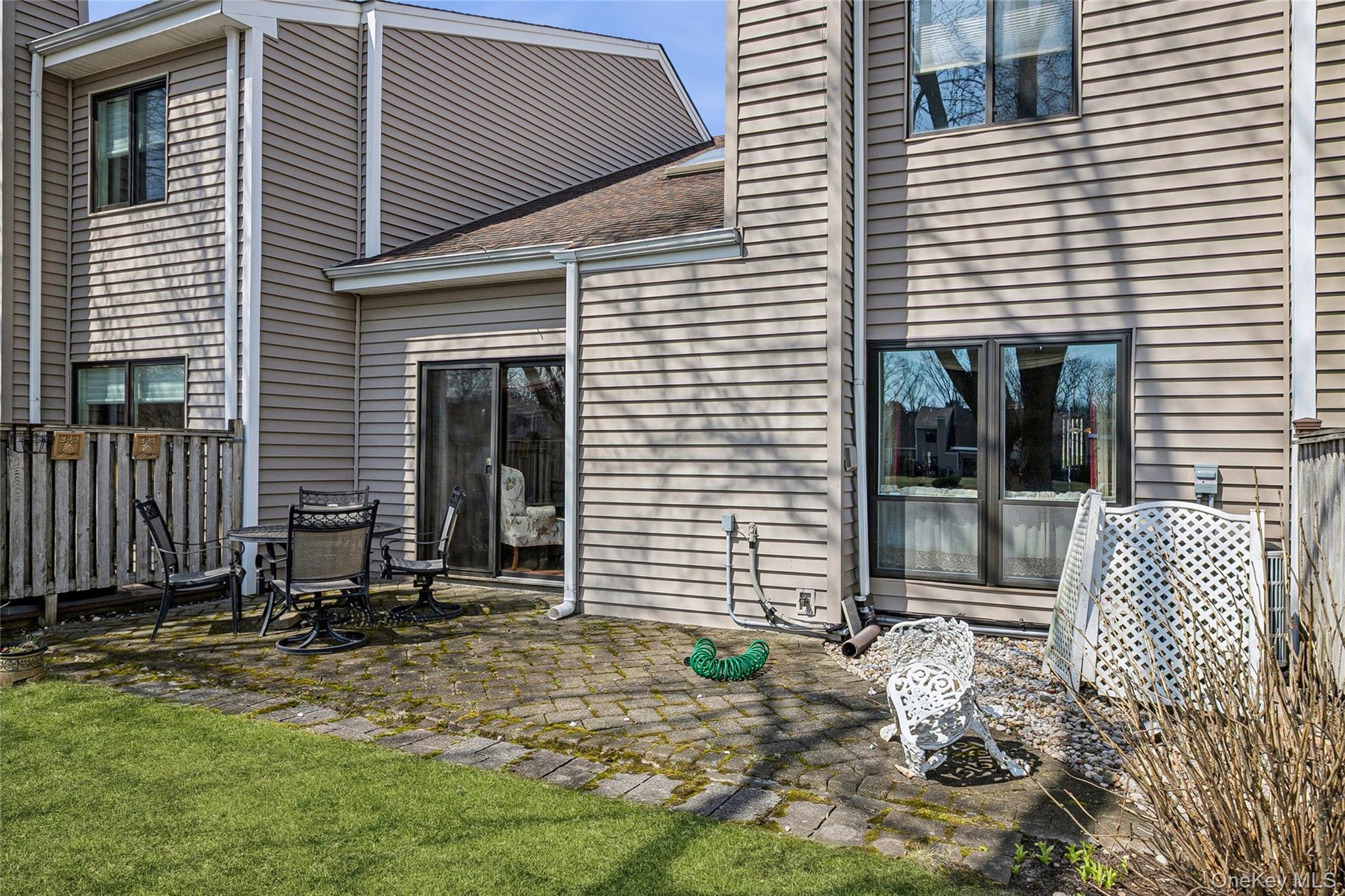 Condo Hidden Ponds Suffolk County, NY 11787, MLS-944928-25