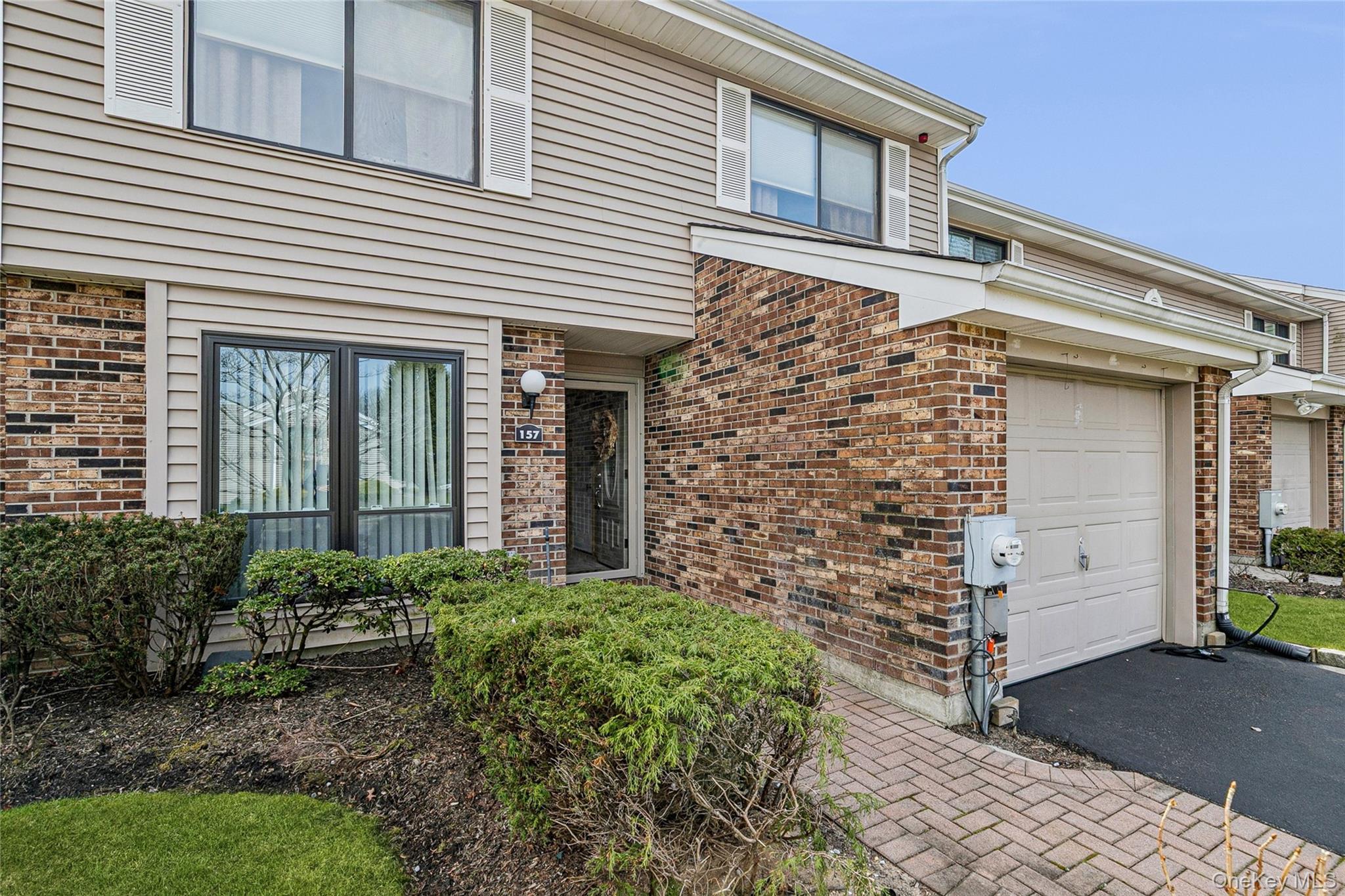 Condo Hidden Ponds Suffolk County, NY 11787, MLS-944928-4