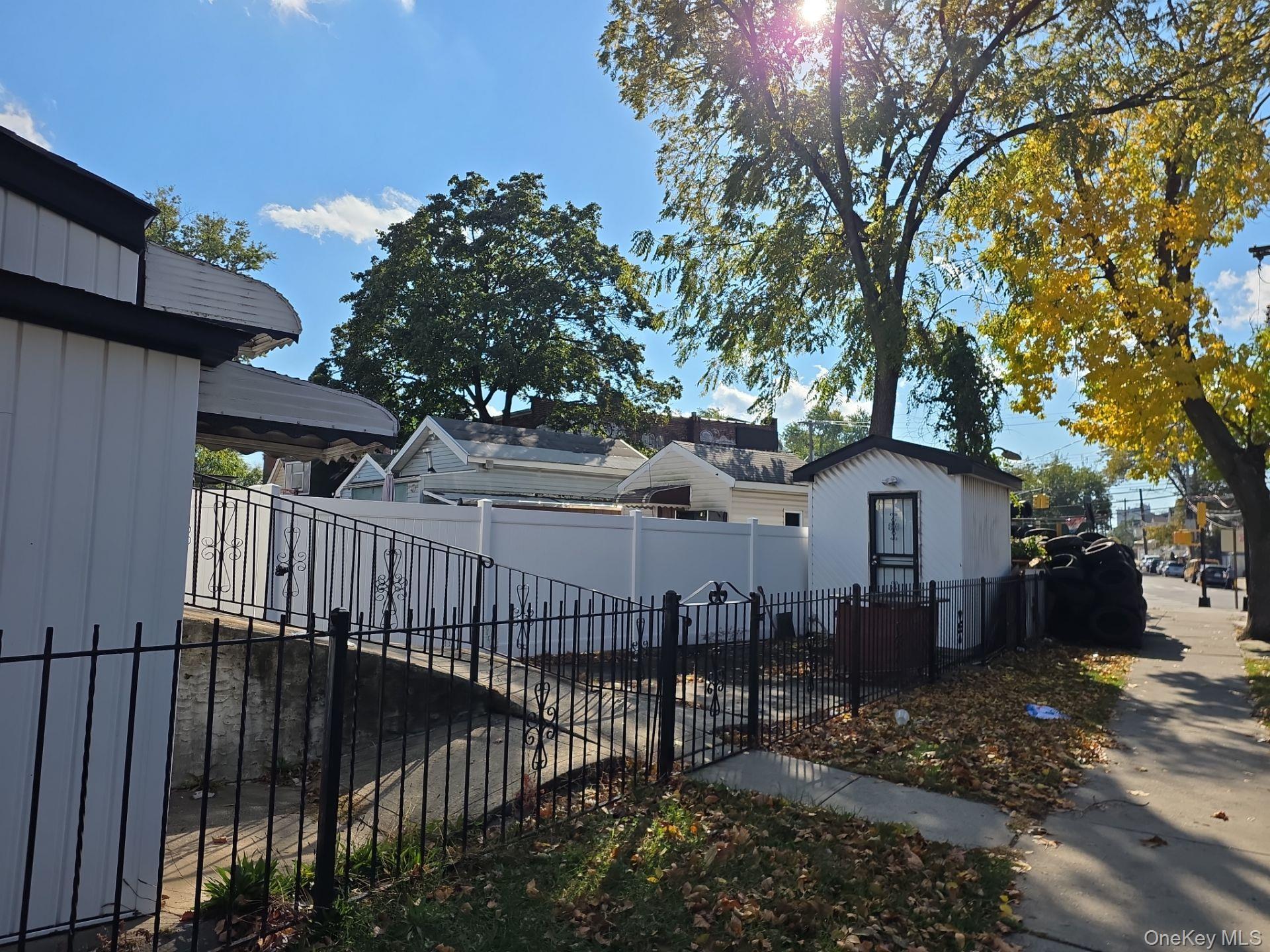 Single Family 123rd  Queens, NY 11436, MLS-944929-4