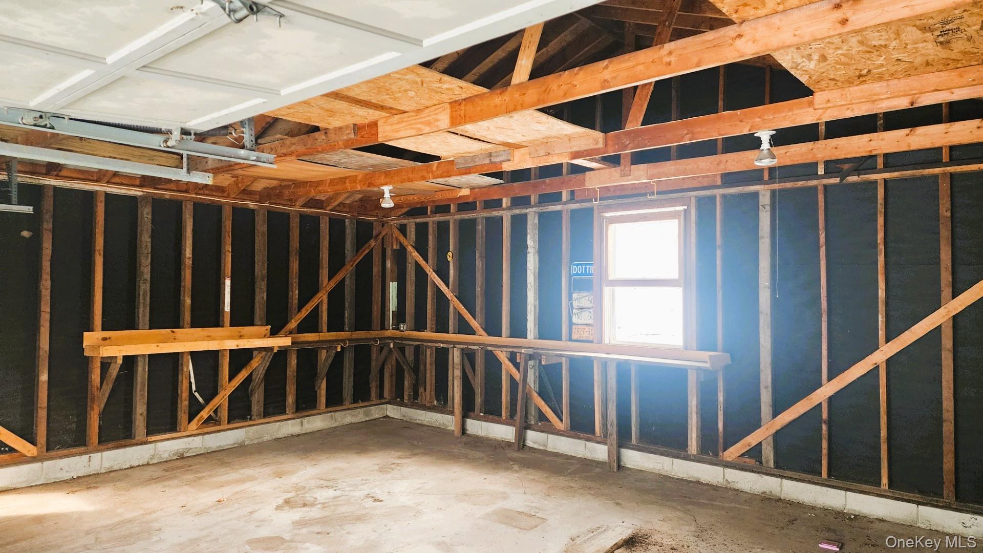 Single Family Whittier Hills  Westchester County, NY 10560, MLS-944962-21