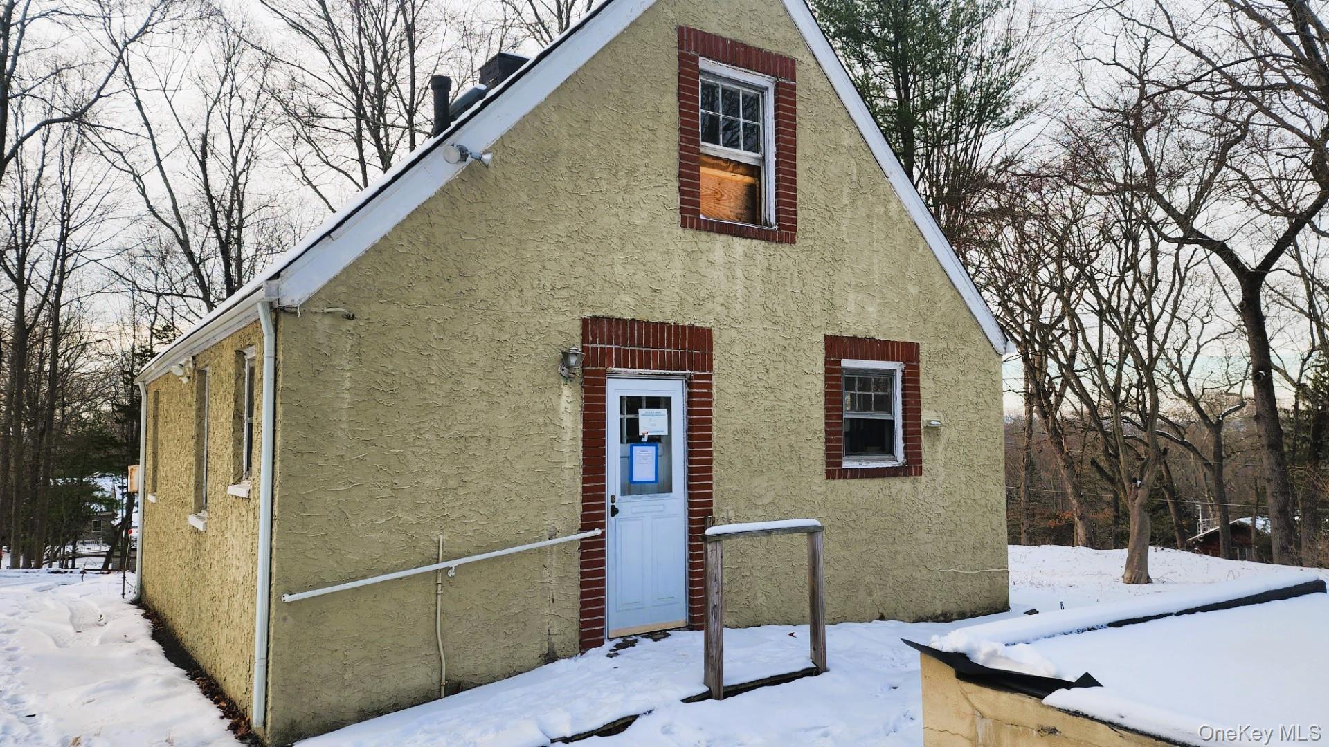 Single Family Whittier Hills  Westchester County, NY 10560, MLS-944962-5