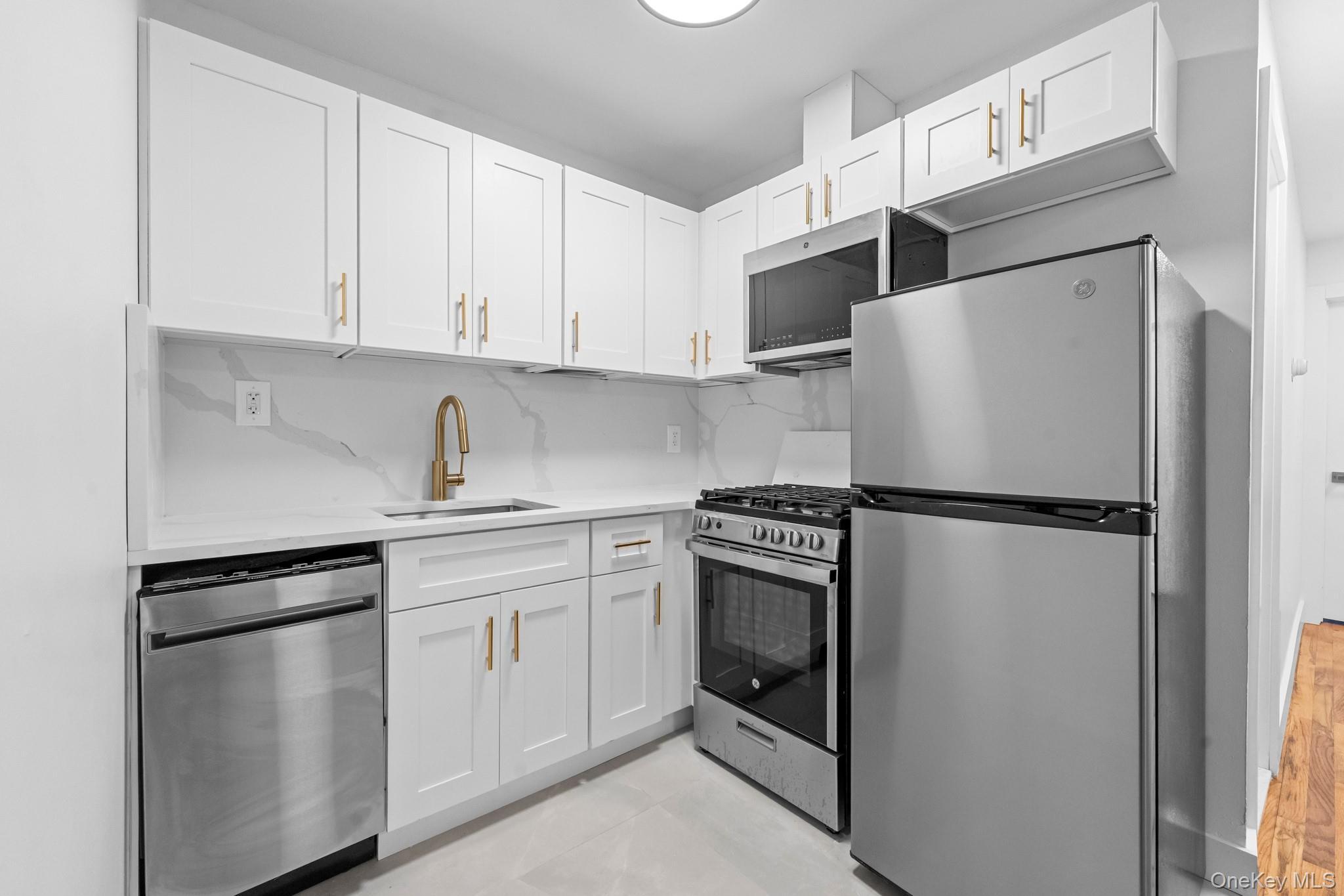 Single Family 159th  Queens, NY 11432, MLS-944973-3