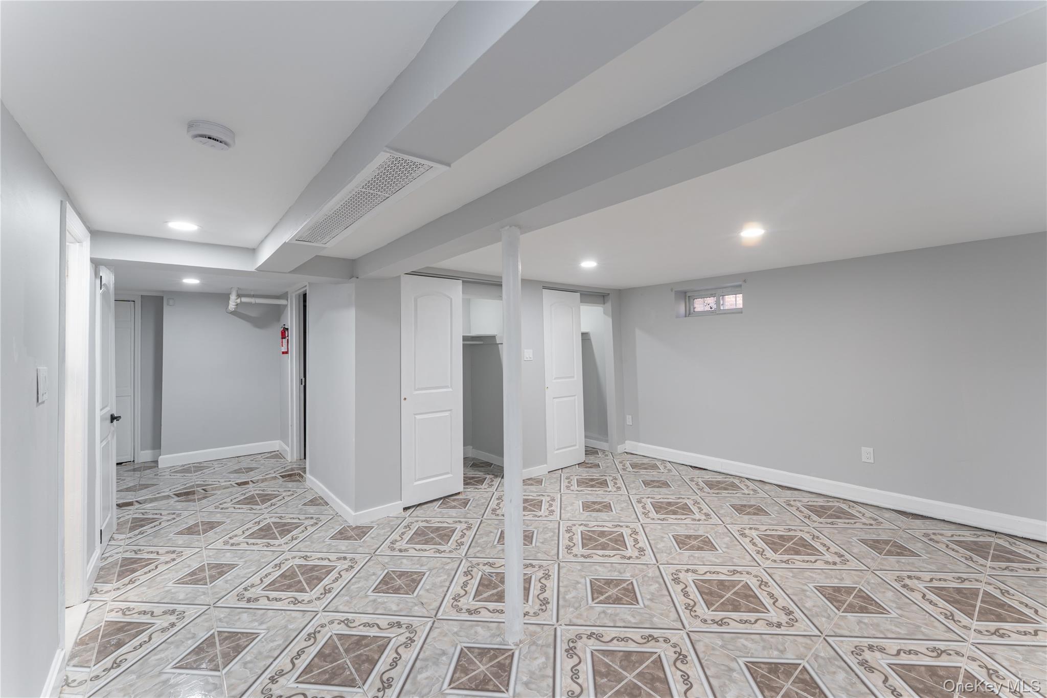 Single Family Grand Central  Queens, NY 11432, MLS-944998-17