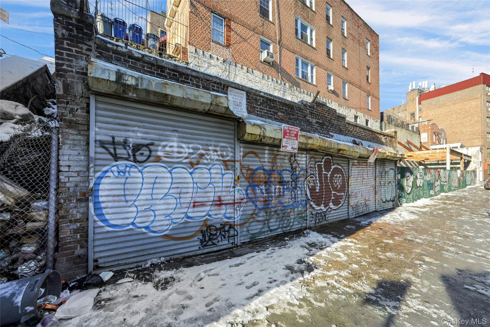 Single Family E 197th Bronx, NY 10458, MLS-945005-11