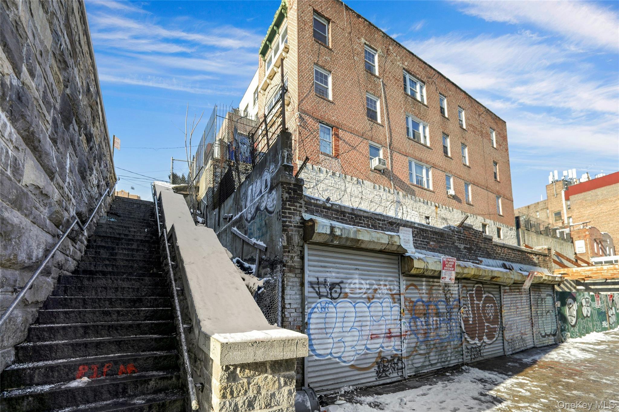 Single Family E 197th Bronx, NY 10458, MLS-945005-14