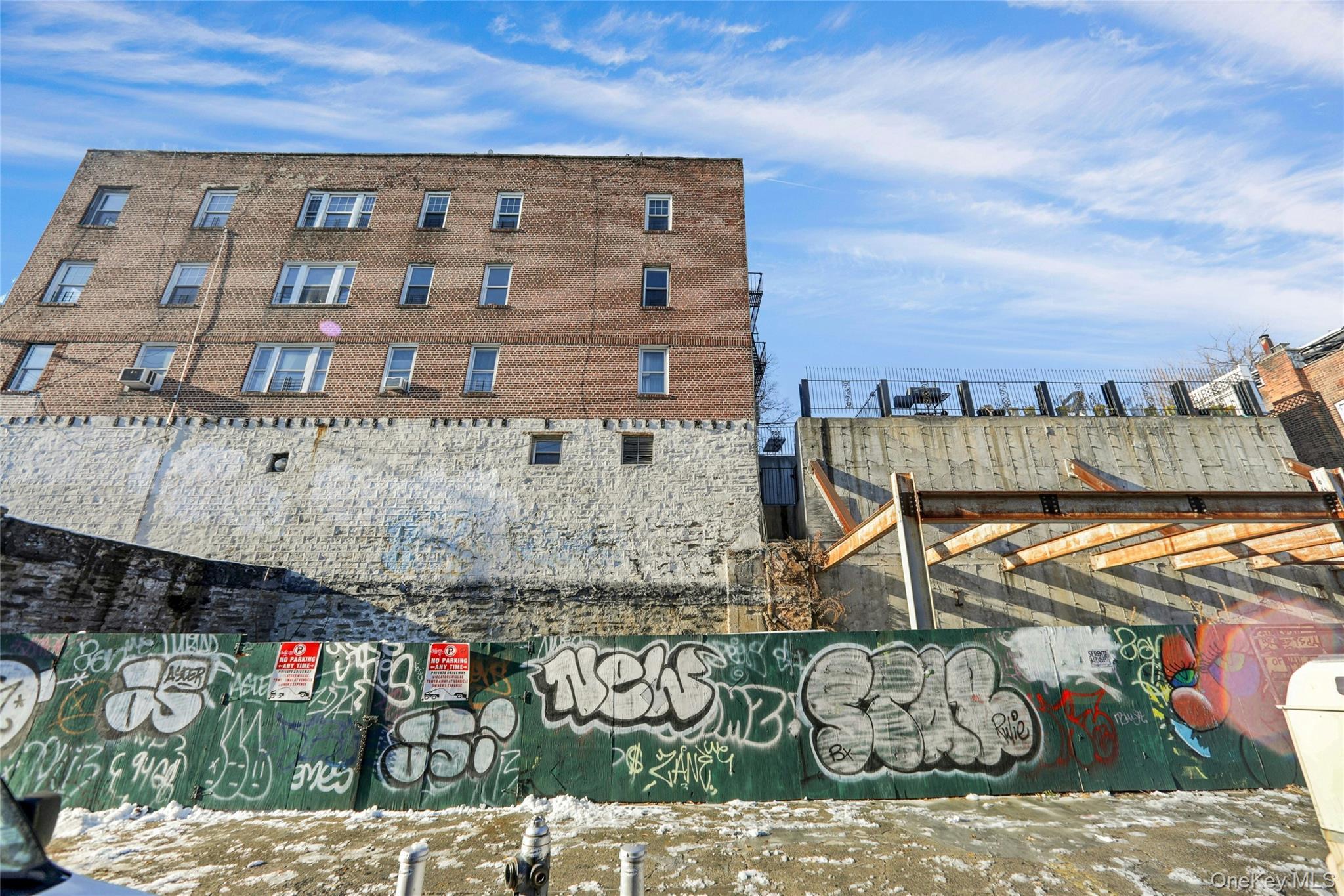 Single Family E 197th Bronx, NY 10458, MLS-945005-6