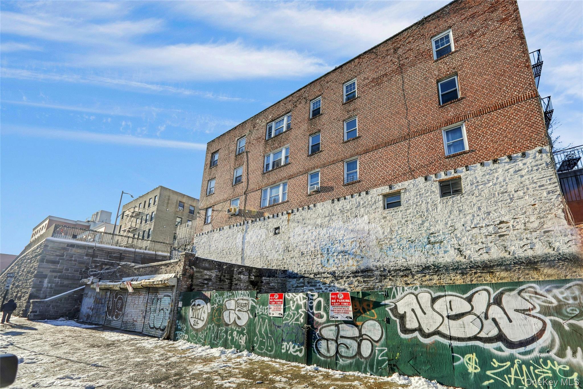 Single Family E 197th Bronx, NY 10458, MLS-945005-7