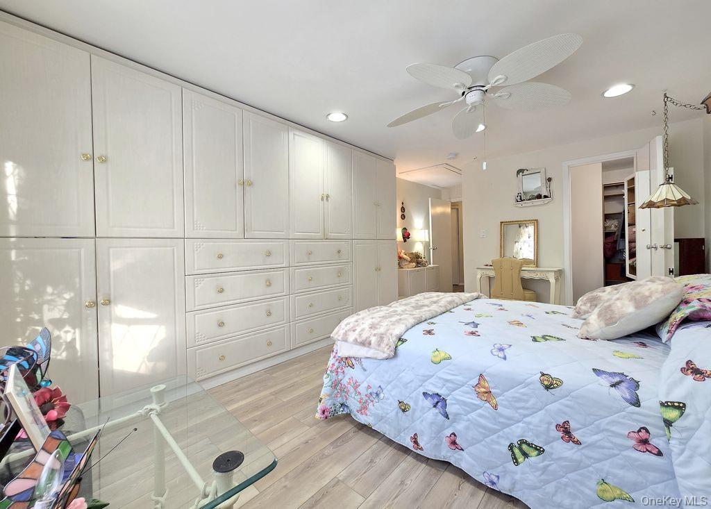 Condo Clubhouse  Suffolk County, NY 11727, MLS-945008-8