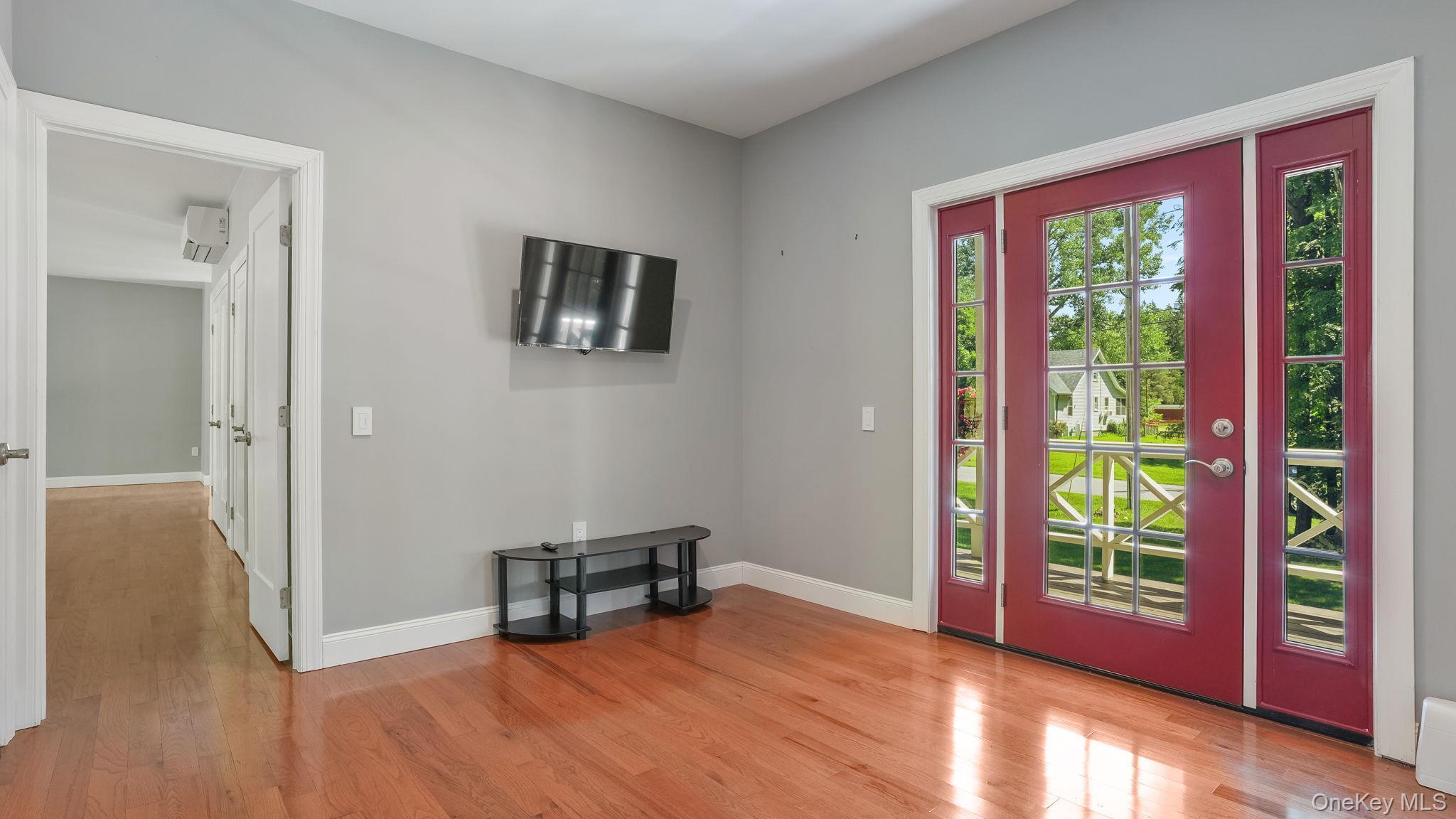 Single Family Cameli  Dutchess County, NY 12590, MLS-945096-16