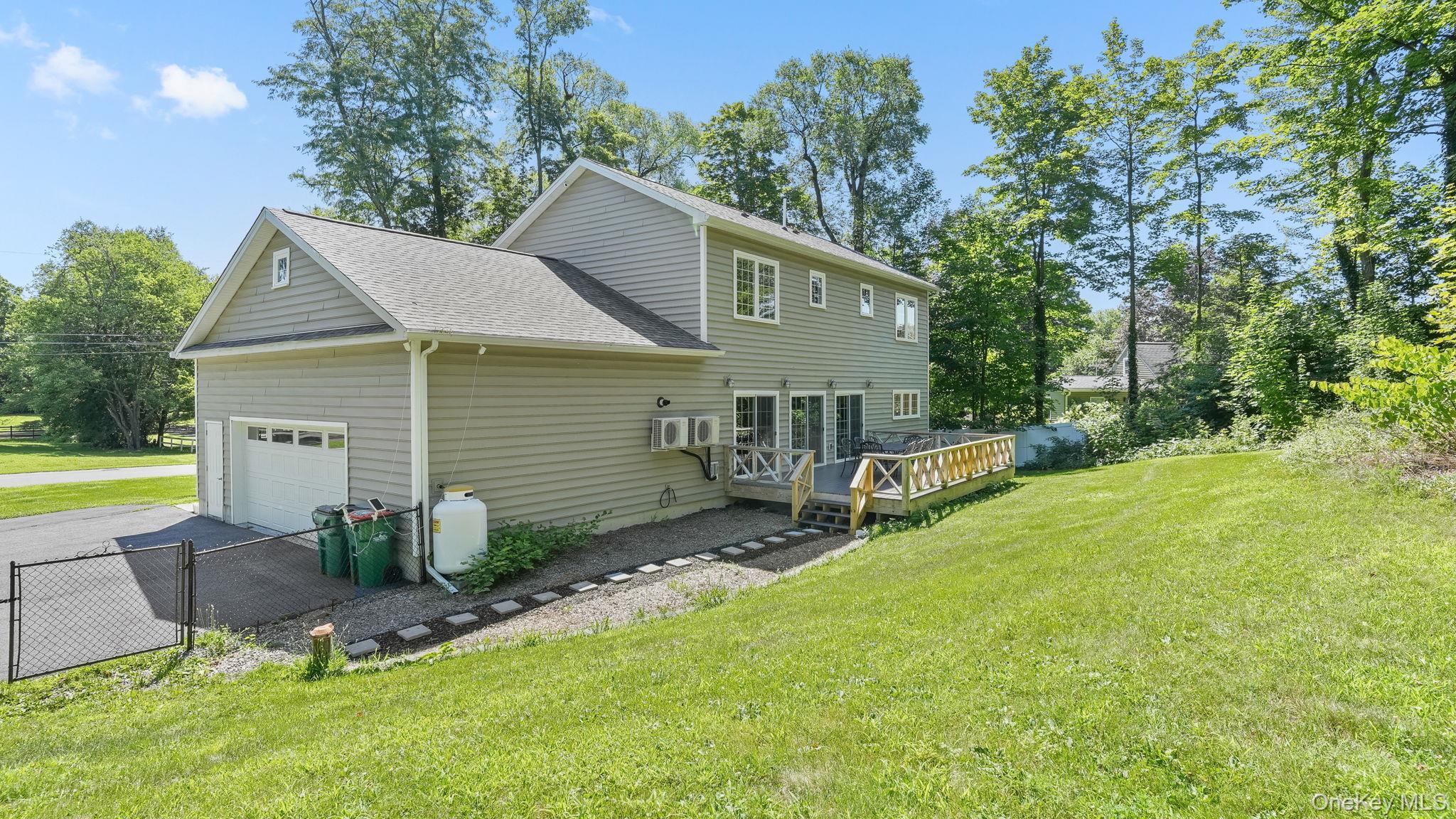 Single Family Cameli  Dutchess County, NY 12590, MLS-945096-33