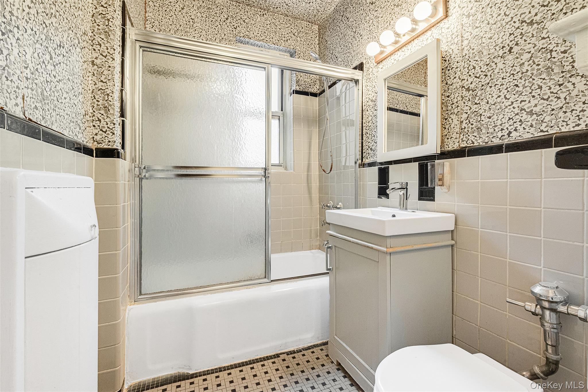 Condo 102nd  Queens, NY 11374, MLS-945103-17