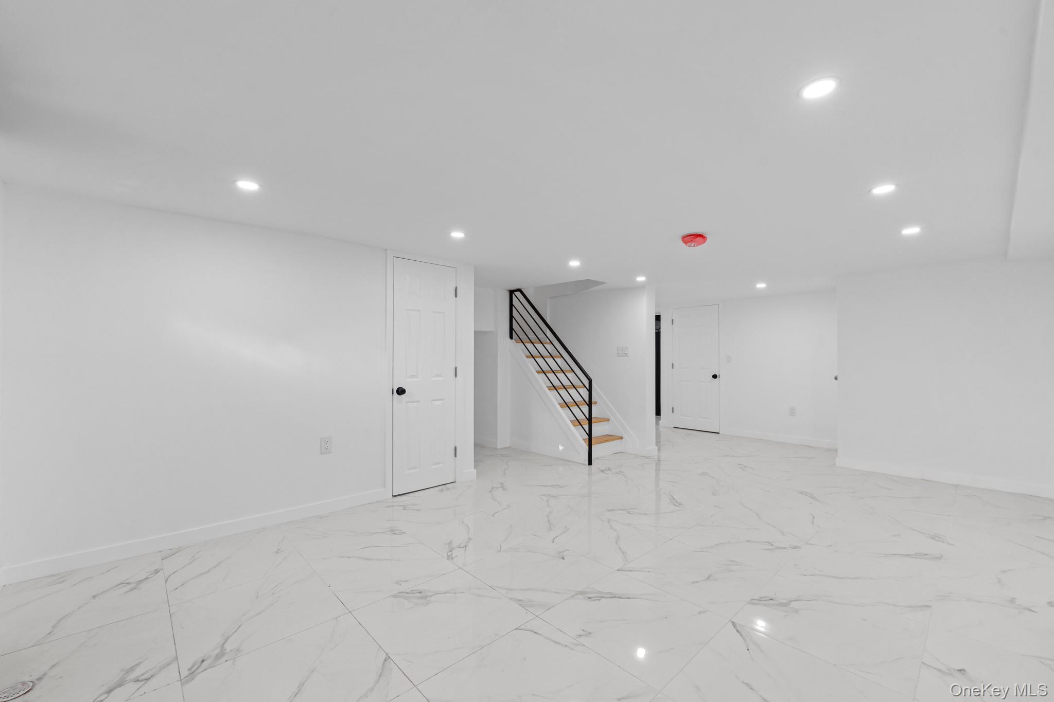 Single Family 201st  Queens, NY 11412, MLS-945117-15