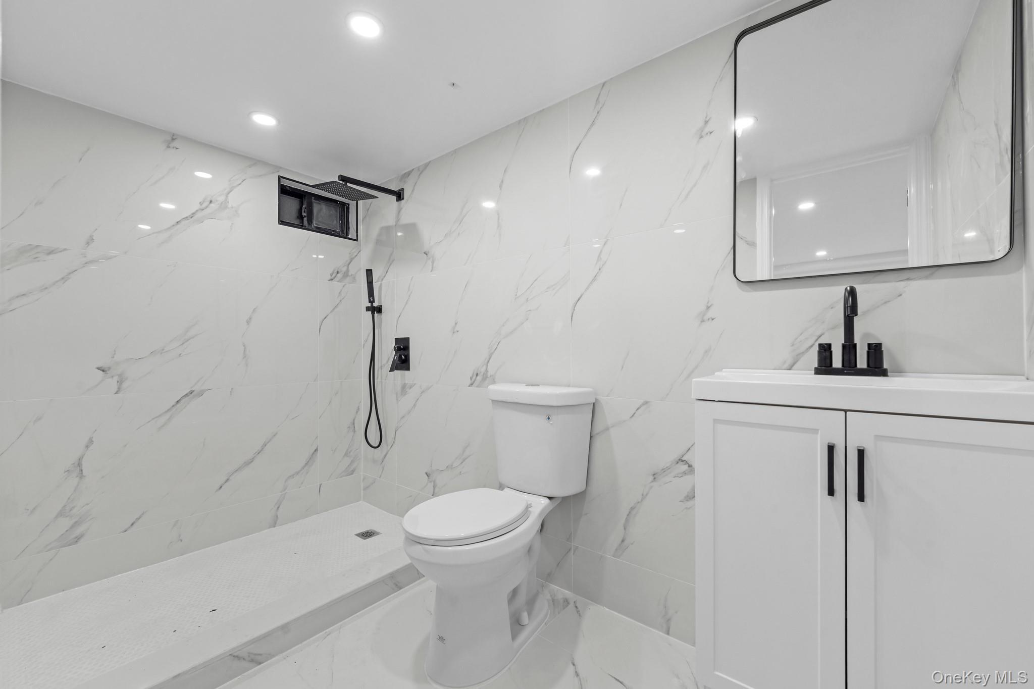 Single Family 201st  Queens, NY 11412, MLS-945117-16