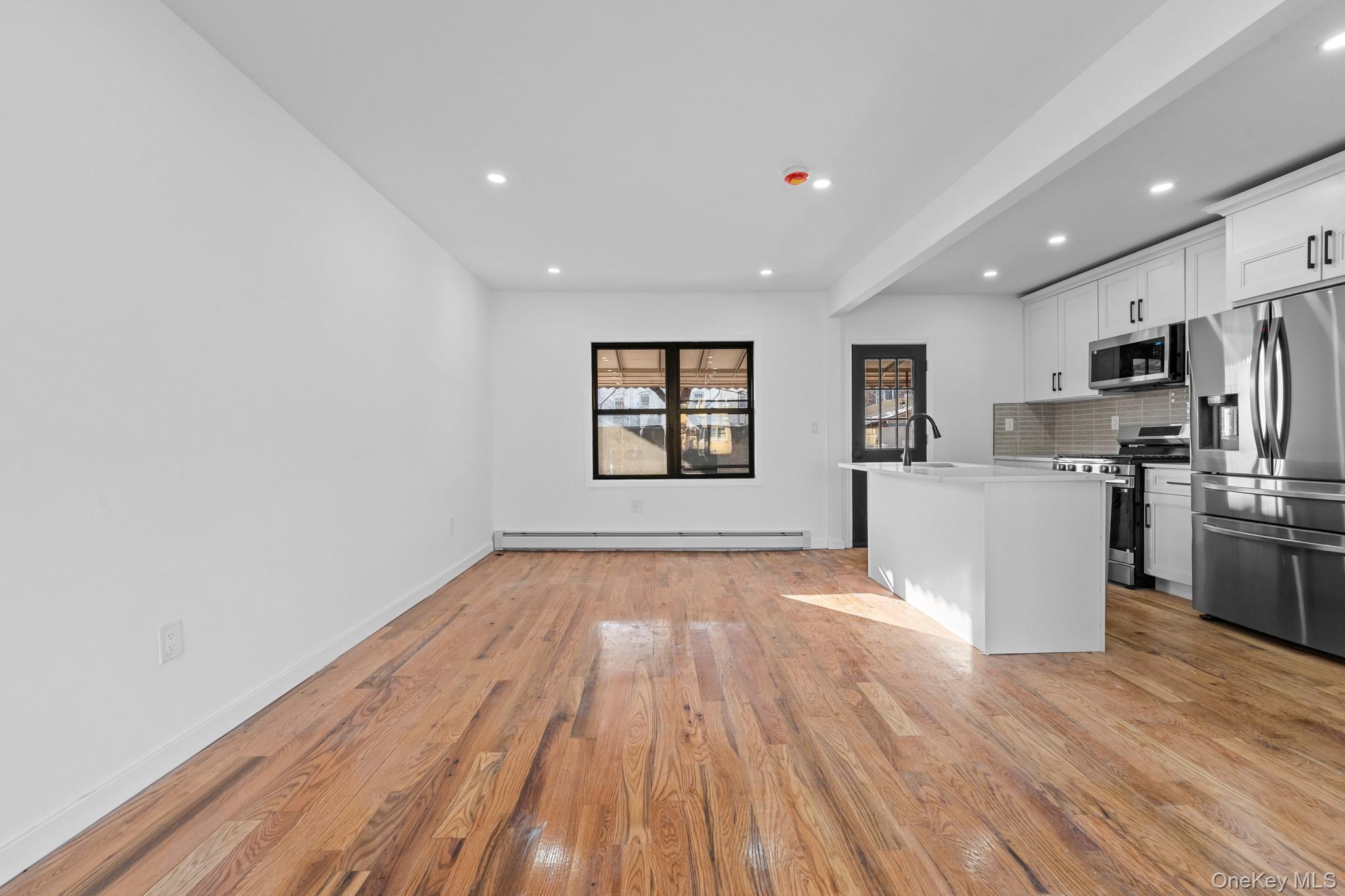 Single Family 201st  Queens, NY 11412, MLS-945117-3