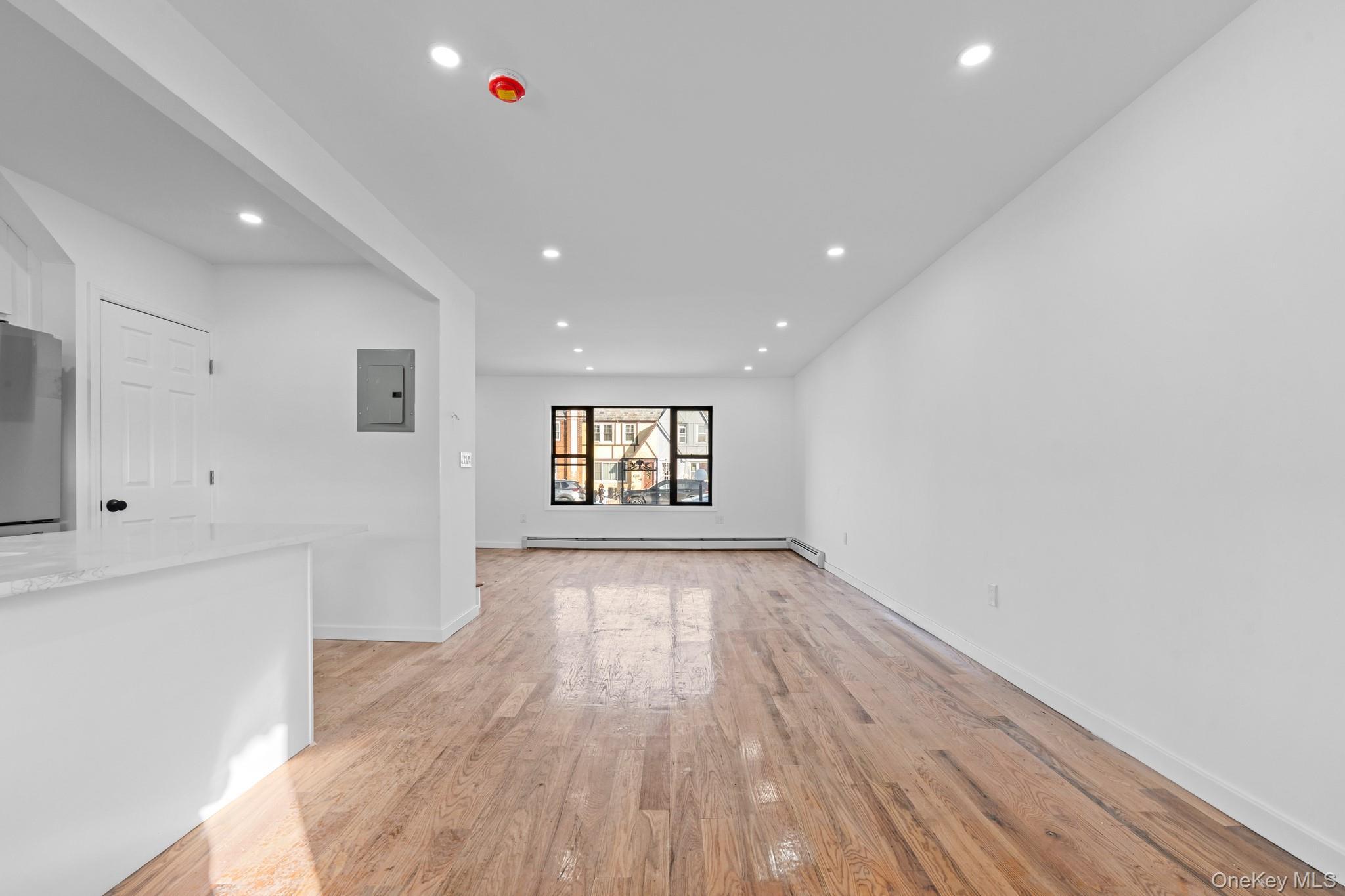 Single Family 201st  Queens, NY 11412, MLS-945117-4