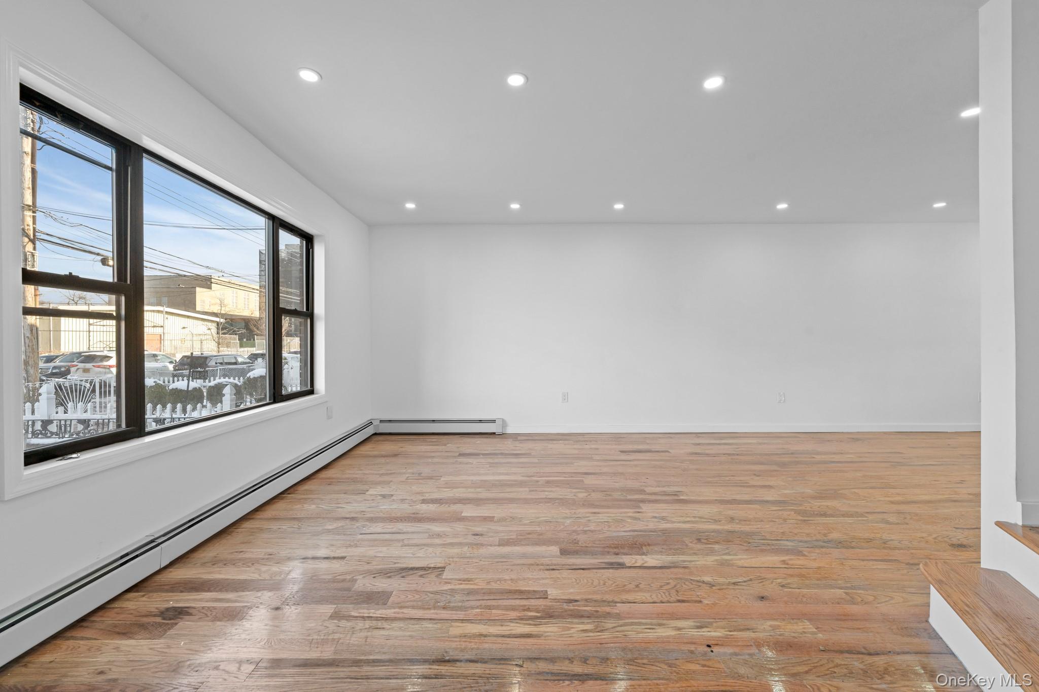 Single Family 201st  Queens, NY 11412, MLS-945117-6