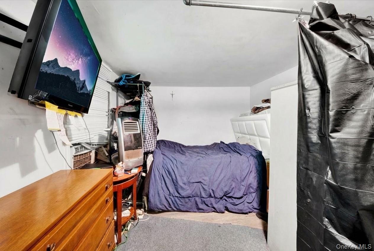 Single Family 6th  Westchester County, NY 10550, MLS-945157-9