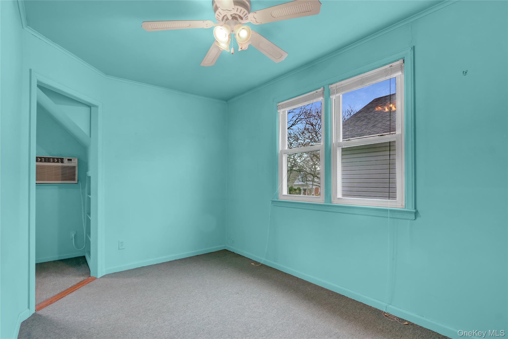 Single Family 258th  Queens, NY 11004, MLS-945160-19