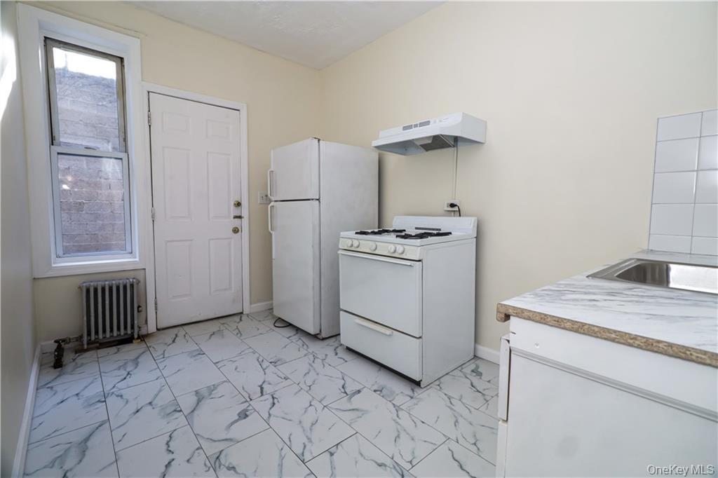 Single Family Fulton  Brooklyn, NY 11208, MLS-945188-30