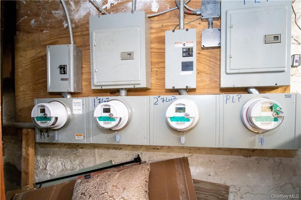 Single Family Fulton  Brooklyn, NY 11208, MLS-945188-31